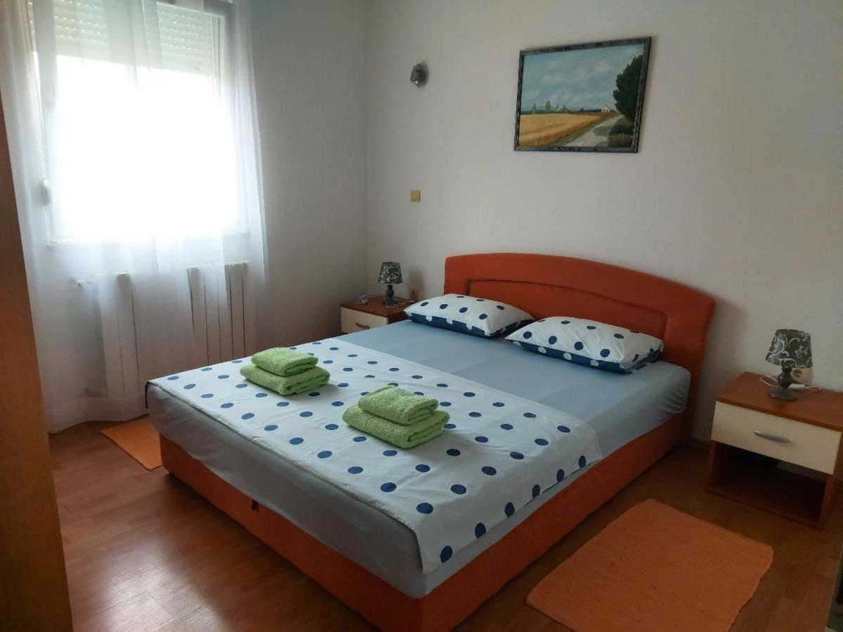 Bluegum Apartments Ližnjan Екстериор снимка