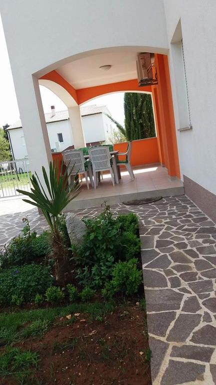 Bluegum Apartments Ližnjan Екстериор снимка
